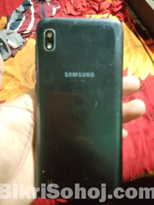 SAMSUNG A10